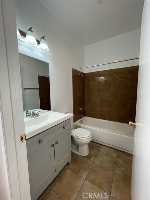 11459 Collins Street, 210 photo 15