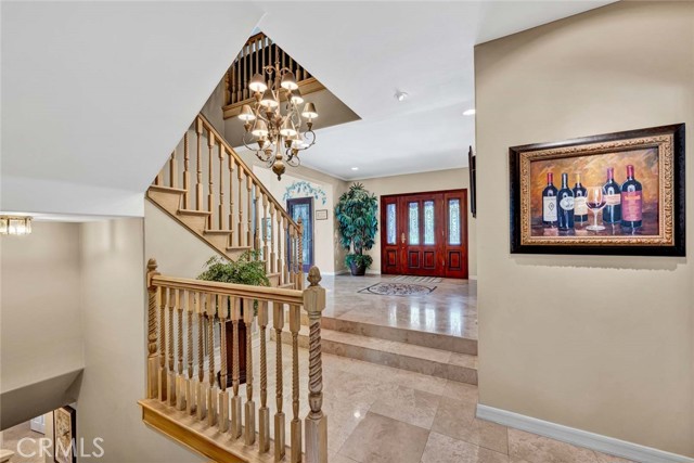 10302 Broadview Place, North Tustin CA: https://media.crmls.org/medias/374a90c6-a829-44e4-970f-52ca24016e88.jpg