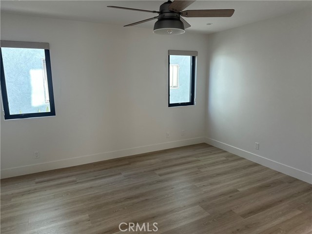 Detail Gallery Image 14 of 15 For 222 Cedar St #B,  Newport Beach,  CA 92663 - 2 Beds | 2 Baths