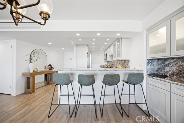 Detail Gallery Image 10 of 28 For 4316 Marina City #633,  Marina Del Rey,  CA 90292 - 3 Beds | 2 Baths