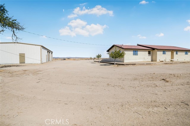 Detail Gallery Image 35 of 35 For 5701 E Avenue E, Lancaster,  CA 93535 - 3 Beds | 2 Baths