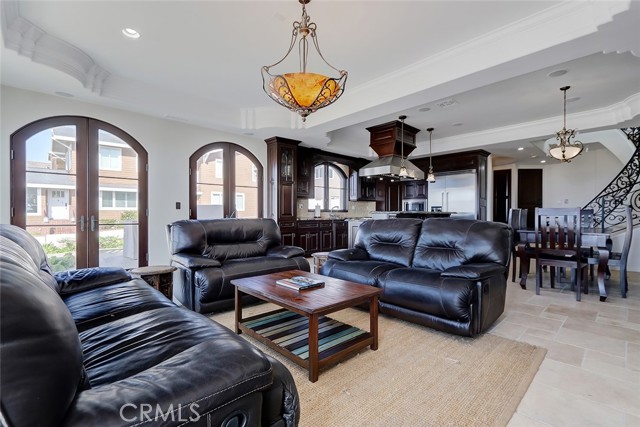 Listing photo id 26 for 2340 The Strand