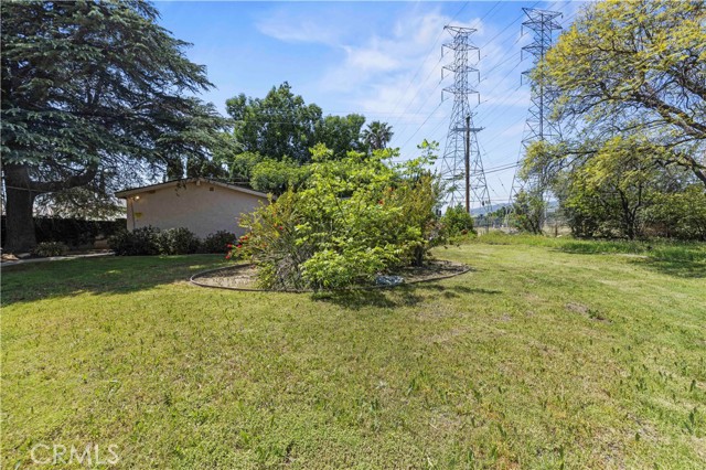 Detail Gallery Image 37 of 47 For 11329 Mclennan Ave, Granada Hills,  CA 91344 - 7 Beds | 2 Baths