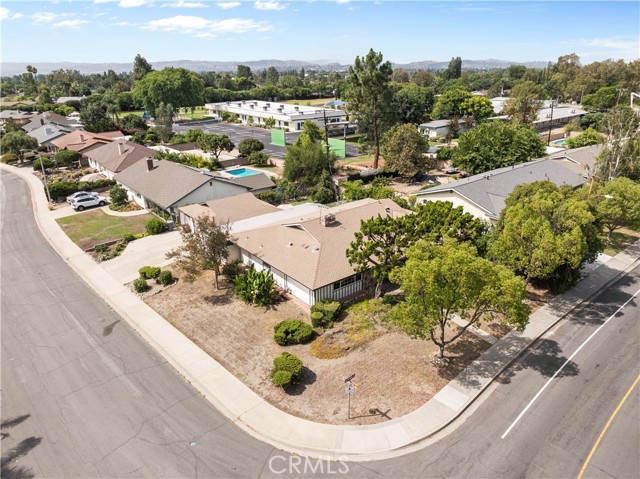 702 Scripps Drive, Claremont CA: https://media.crmls.org/medias/374de3ed-3d9f-436b-ba0f-0263327db08b.jpg