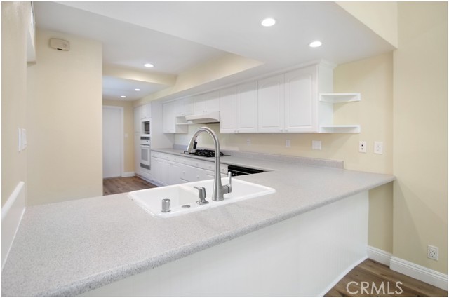 Detail Gallery Image 5 of 27 For 55 Oak Tree, Irvine,  CA 92612 - 2 Beds | 2 Baths