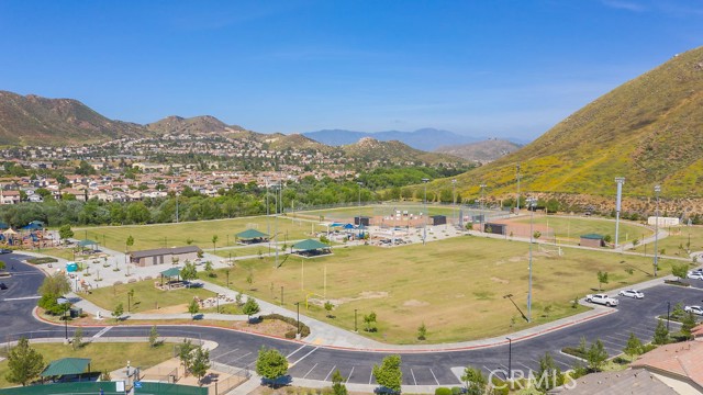 Detail Gallery Image 43 of 49 For 32582 Wildflower Dr, Lake Elsinore,  CA 92532 - 4 Beds | 2/1 Baths