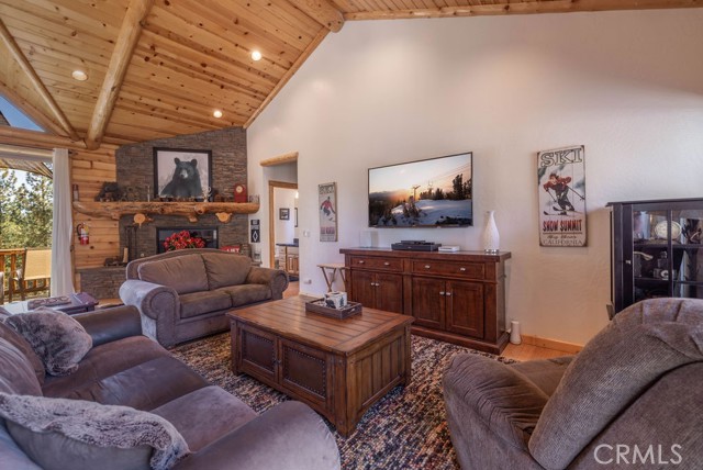 Detail Gallery Image 46 of 67 For 1046 Heritage, Big Bear City,  CA 92314 - 5 Beds | 4/1 Baths
