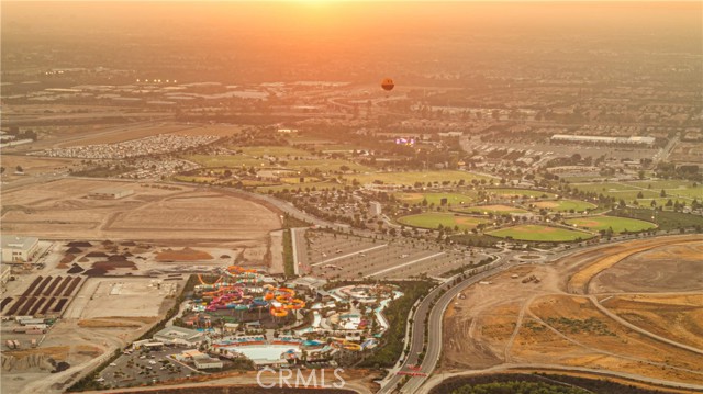 270 Sora, Irvine CA: https://media.crmls.org/medias/3750f87c-8601-40e2-8d8f-b59e53b19ea6.jpg
