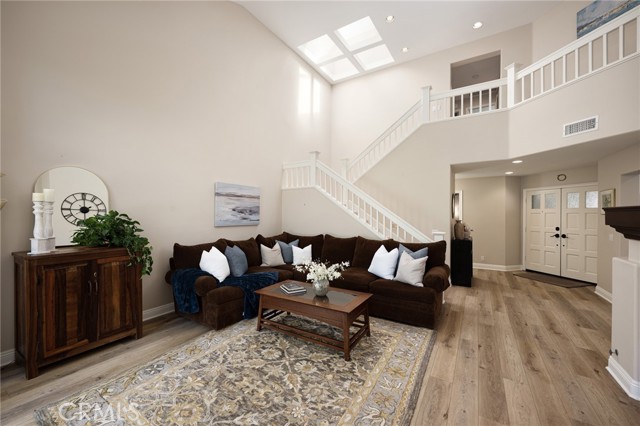 Image 4 of 59 For 33 Calle Del Norte