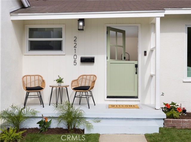 22105 Ellinwood Drive, Torrance CA: https://media.crmls.org/medias/375169ba-fd42-49d4-9f2b-28075ae3b184.jpg