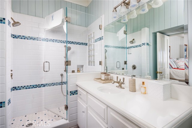 Detail Gallery Image 18 of 24 For 960 Cliff Dr, Laguna Beach,  CA 92651 - 3 Beds | 3 Baths