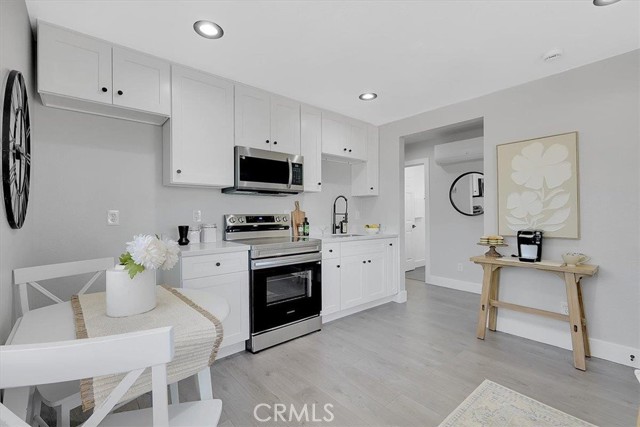 Detail Gallery Image 10 of 21 For 4745 Olivehurst Ave, Olivehurst,  CA 95961 - 3 Beds | 1 Baths