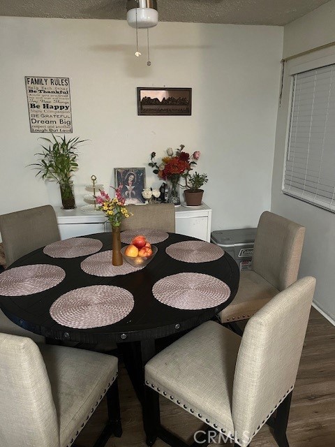 18307 BURBANK Boulevard # 41, Tarzana (los Angeles), California 91356, 2 Bedrooms Bedrooms, ,2 BathroomsBathrooms,Residential,For Sale,18307 BURBANK Boulevard # 41,CRSR24222104