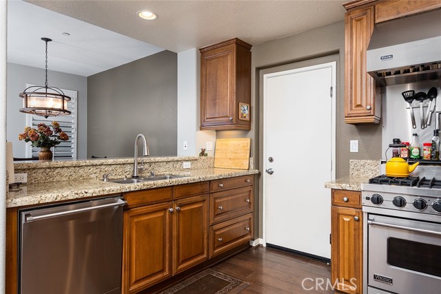 453 N Altadena Drive, Pasadena CA: https://media.crmls.org/medias/3754ba04-74c5-434d-a284-86bded85ba52.jpg