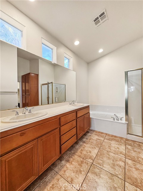 Detail Gallery Image 11 of 22 For 3971 Cove Cir, Blythe,  CA 92225 - 3 Beds | 3/1 Baths