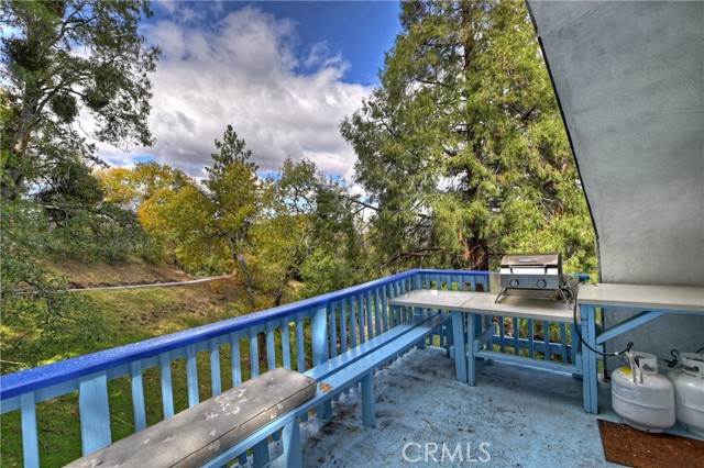 Detail Gallery Image 11 of 55 For 24998 Jewel Dr, Crestline,  CA 92325 - 3 Beds | 2/1 Baths