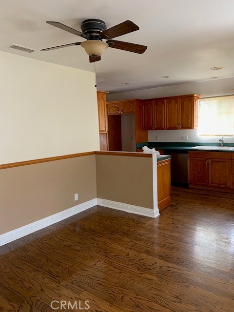 Detail Gallery Image 10 of 20 For 4737 W 191st, Torrance,  CA 90503 - 3 Beds | 2 Baths