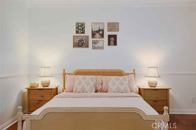 16842 Harkness Circle, Huntington Beach CA: https://media.crmls.org/medias/37565336-d047-41cd-9421-35f31c5741c9.jpg