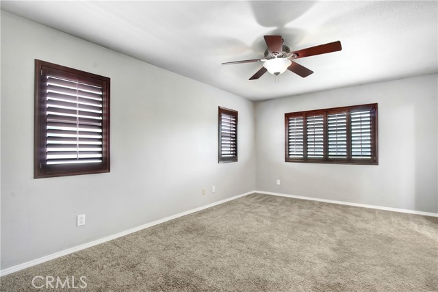 Detail Gallery Image 13 of 17 For 31757 Canyon Estates, Lake Elsinore,  CA 92532 - 3 Beds | 2/1 Baths