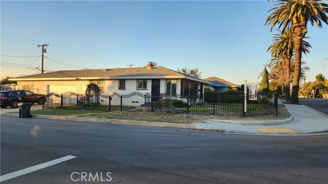 8586 Palmetto Ave, Fontana, CA 92335