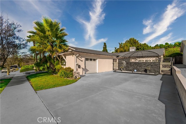 Detail Gallery Image 25 of 26 For 21711 Mulholland, Woodland Hills,  CA 91364 - 4 Beds | 2 Baths