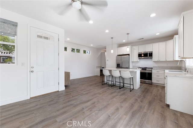 Detail Gallery Image 8 of 24 For 1572 Coolcrest Avenue, Upland,  CA 91786 - 1 Beds | 1 Baths