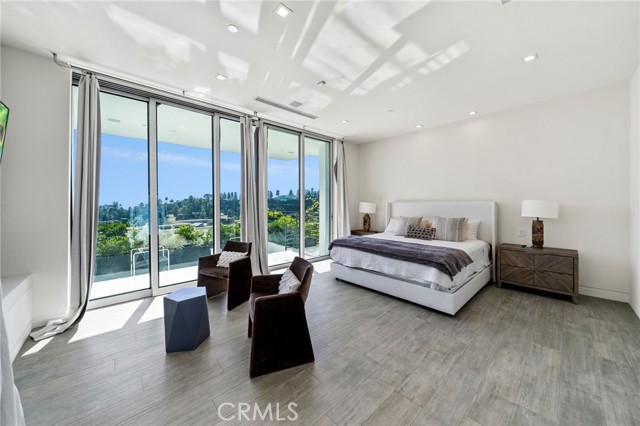 Detail Gallery Image 27 of 64 For 9459 Beverly Crest Dr, Beverly Hills,  CA 90210 - 5 Beds | 7 Baths