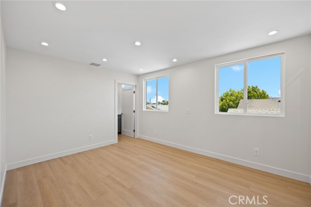 Detail Gallery Image 24 of 29 For 8313 Kittyhawk Ave, Los Angeles,  CA 90045 - 9 Beds | 9/2 Baths