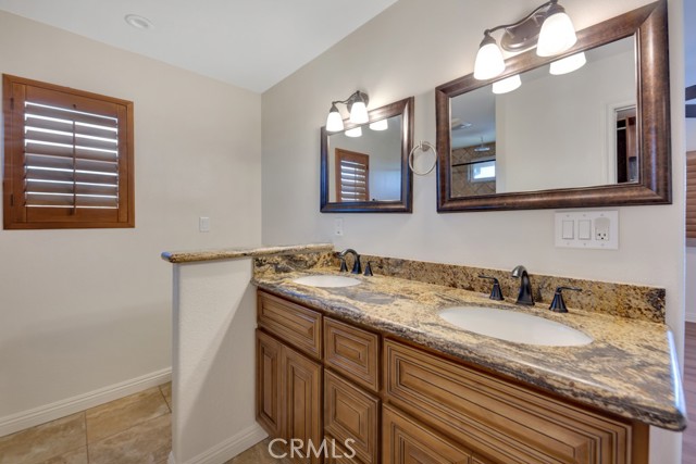 18665 Pad Court, Newhall CA: https://media.crmls.org/medias/3758bfa4-dc12-4836-aa67-7dda990ad264.jpg