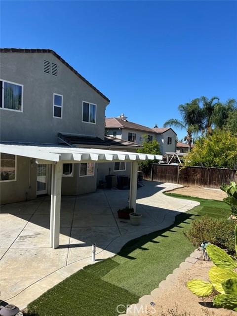 30606 Tomales Lane, Murrieta CA: https://media.crmls.org/medias/3758e739-d995-40a5-8dd9-923929968691.jpg