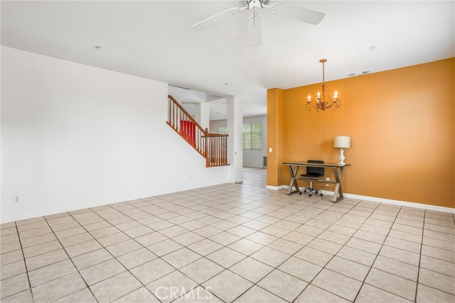 1802 Pummelo Drive, Redlands CA: https://media.crmls.org/medias/37595298-b3bb-4d7d-8c32-0959419e8d13.jpg
