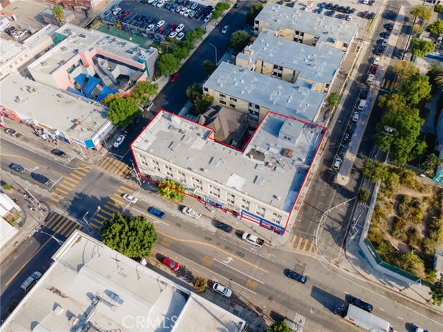 Image 3 of 19 For 694 Burlington Avenue