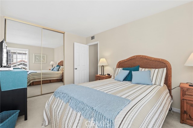 Detail Gallery Image 25 of 44 For 841 Sunstone St, Westlake Village,  CA 91362 - 3 Beds | 2/1 Baths