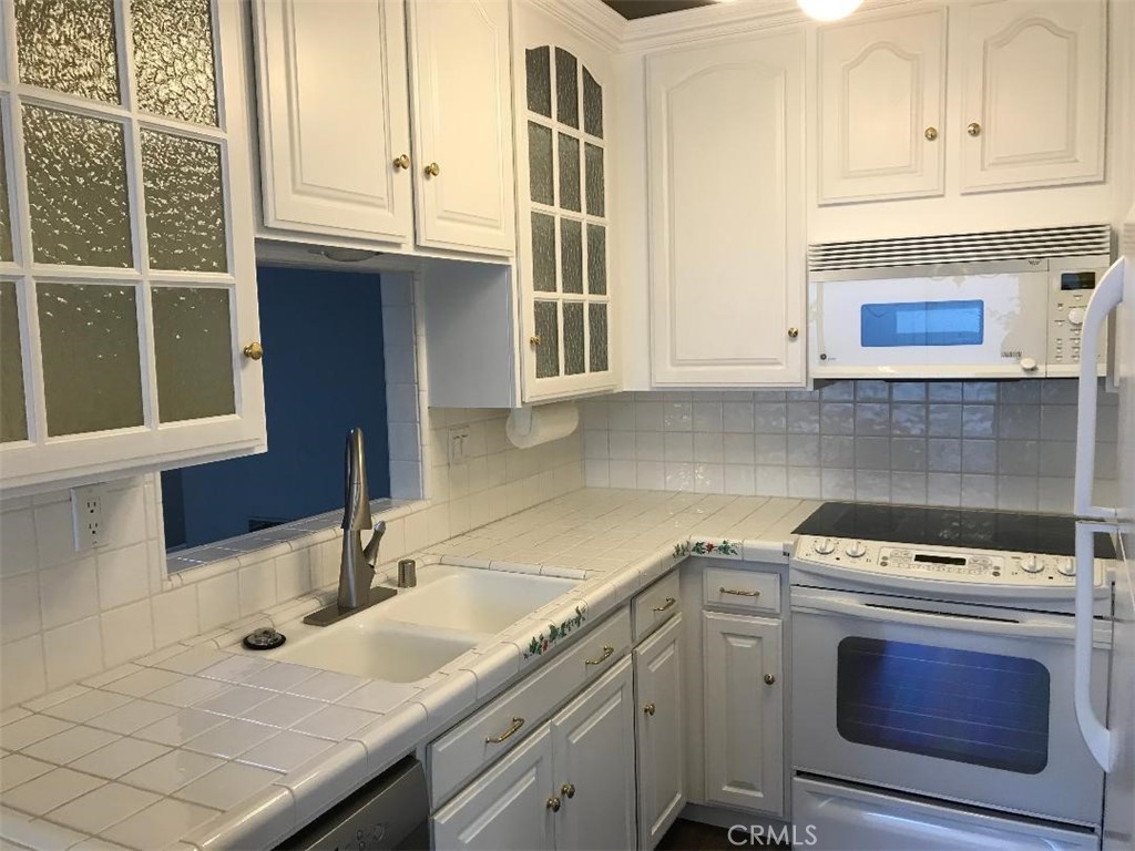 MLS #SB25273037 image #3