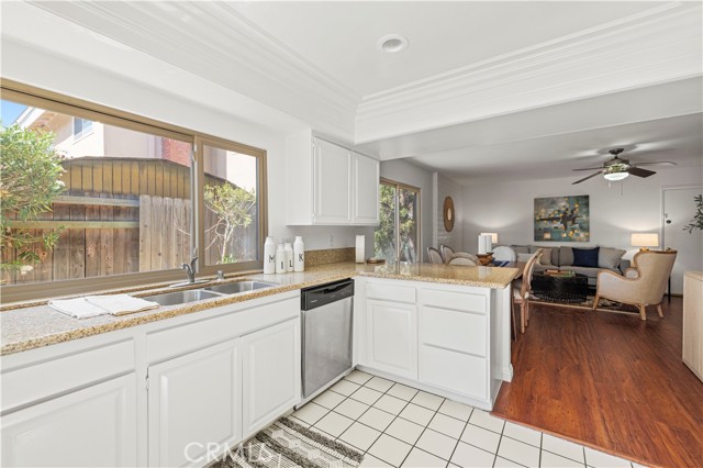 Detail Gallery Image 15 of 45 For 23815 Sapphire Canyon Rd, Diamond Bar,  CA 91765 - 3 Beds | 2 Baths