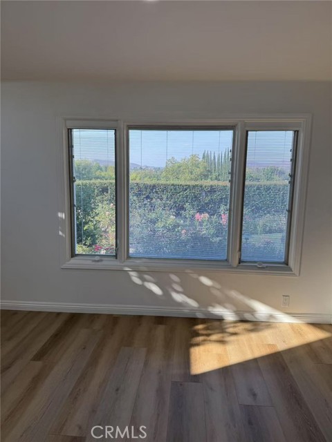 1461 Flinton Court, Westlake Village CA: https://media.crmls.org/medias/375b1724-faf2-4cf1-80dd-1054f1f73d42.jpg