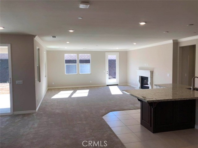 Detail Gallery Image 5 of 11 For 33833 Edge, Temecula,  CA 92592 - 5 Beds | 3 Baths