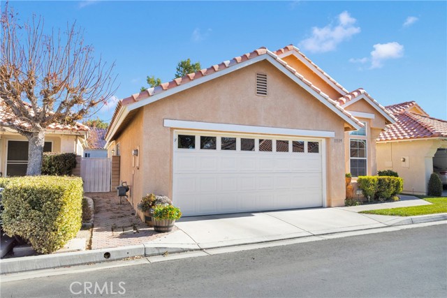 Detail Gallery Image 1 of 47 For 11529 Mountain Meadow Dr, Apple Valley,  CA 92308 - 2 Beds | 2 Baths