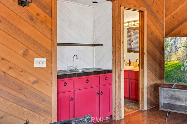 Detail Gallery Image 24 of 47 For 24863 Ponderosa, Idyllwild,  CA 92549 - 3 Beds | 2/1 Baths