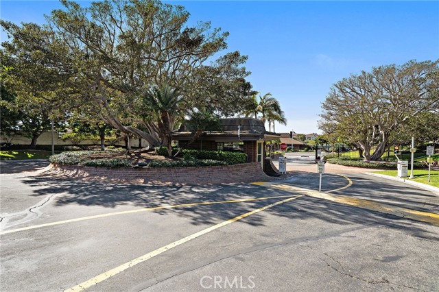 Detail Gallery Image 39 of 40 For 37 Beachcomber, Corona Del Mar,  CA 92625 - 3 Beds | 3 Baths