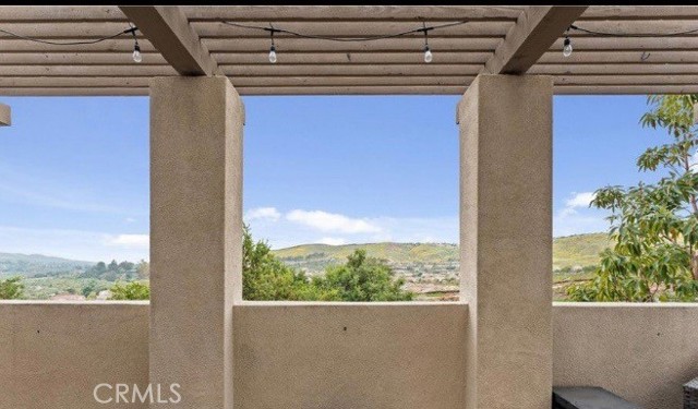 Beautiful views of the hills from the upstairs balcony.