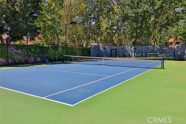 4766 Taranto Way, Oak Park CA: https://media.crmls.org/medias/375dd786-add8-4a89-83ce-1e6141aca650.jpg