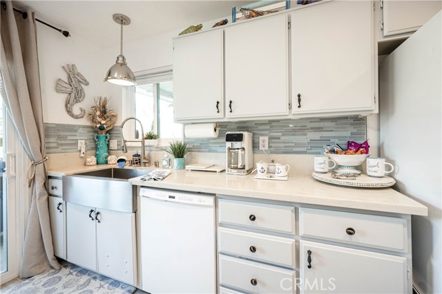 Detail Gallery Image 13 of 35 For 68 Corniche Dr #B,  Dana Point,  CA 92629 - 2 Beds | 2 Baths