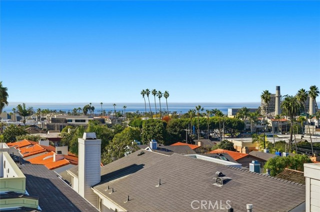 Detail Gallery Image 44 of 45 For 617 N Irena Ave #B,  Redondo Beach,  CA 90277 - 4 Beds | 3/1 Baths