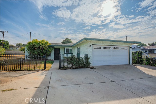 Detail Gallery Image 3 of 36 For 1460 Sandsprings Dr, La Puente,  CA 91746 - 3 Beds | 2 Baths