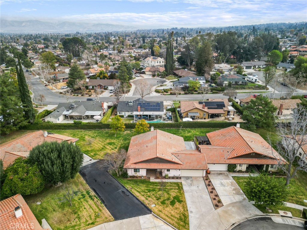 https://media.crmls.org/medias/375fa0d3-e27d-4a28-936a-7fea55e79358.jpg?preset=X-Large