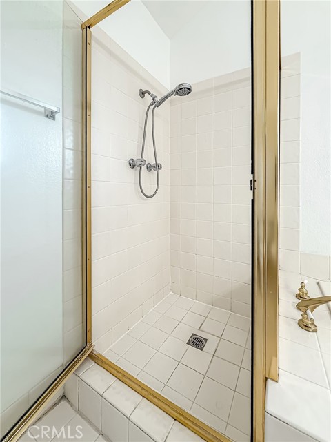 Detail Gallery Image 25 of 34 For 206 Camino Cortina, Camarillo,  CA 93010 - 3 Beds | 3 Baths