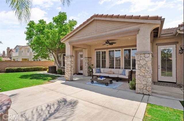 8416 Sunset Rose Drive, Corona CA: https://media.crmls.org/medias/3761c49f-fda3-4e2a-803f-b52e8a192785.jpg