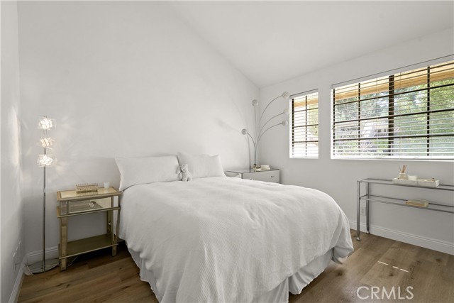 1202 Monte Sereno Drive, Thousand Oaks CA: https://media.crmls.org/medias/376278ef-778d-45ec-a69d-1d25b0502114.jpg
