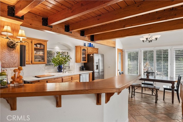 1088 Nadelhorn Drive, Lake Arrowhead CA: https://media.crmls.org/medias/3762bcdc-b7c1-467e-a6f7-60cda70fb2c7.jpg